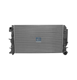 Radiateur, L: 677 mm, W: 415 mm, T: 28 mm pour Mercedes-Benz Minibusse, Mercedes-Benz Sprinter, VW Crafter