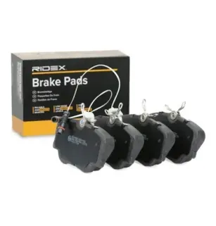 Plaquettes de frein pour MERCEDES-BENZ- 0004200720, 0004209920, 00042099200005, 0014200720, 0014201220, 001420122005