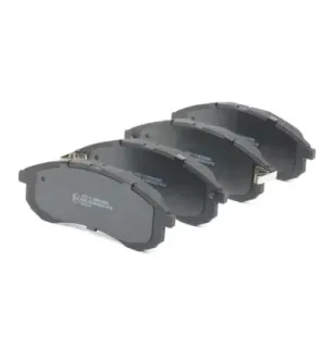 Plaquettes de frein pour MITSUBISHI- DBP511126, MN102622, MN105622, MR527564 MR977365