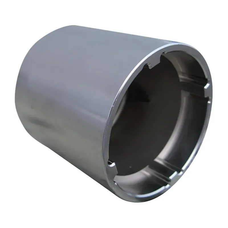 Douille pour écrous rainurés.