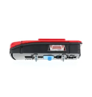 LC8T - Left rear light, EPP, Additional connectors, AMP 1.5 rear connector vignal 156060
