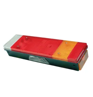 LC7 - Piloto trasero derecho con luz de matrícula y conector de señal 168380