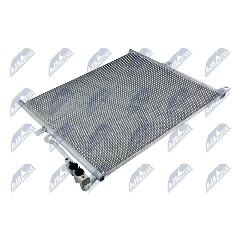 Condenseur De Climatisation BMW X3 E83 - 17113400400, 3.400.400, 17113403437 Condenseur De Climatisation BMW X3 E83 - 17113400400, 3.400.400, 17113403437