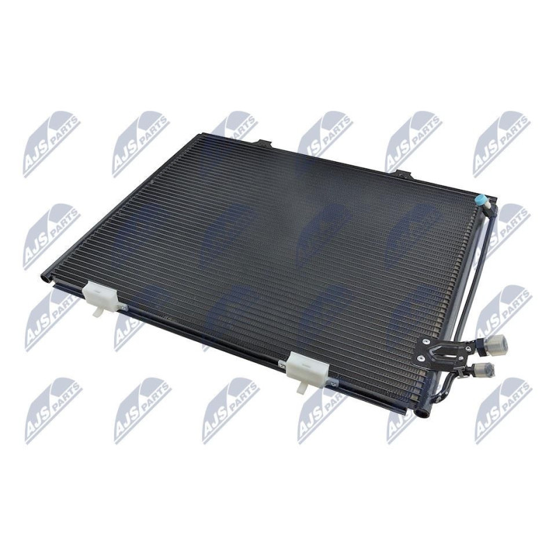 Condenseur De Climatisation MERCEDES E-CLASS W 210 (95-) E 200 - 2108300270, 122120N, MERCA360 Condenseur De Climatisation MERCEDES E-CLASS W 210 (95-) E 200 - 2108300270, 122120N, MERCA360