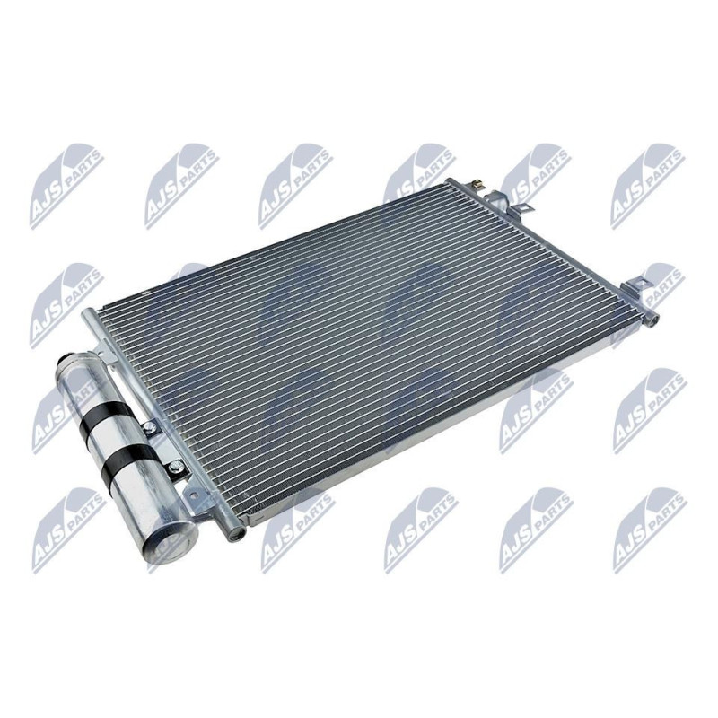 Condenseur De Climatisation RENAULT CLIO II (01-) 1.0 I 16V - 7700428083, 53482, 182490N Condenseur De Climatisation RENAULT CLIO II (01-) 1.0 I 16V - 7700428083, 53482, 182490N