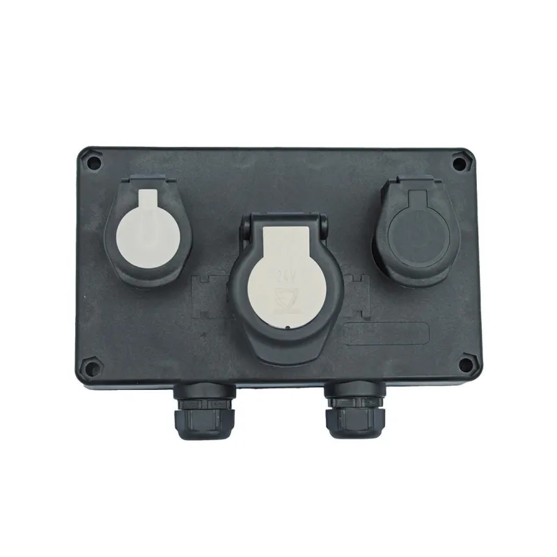 7P-15P - 3-socket plate with cable gland VIGNAL D13889 7P-15P - 3-socket plate with cable gland VIGNAL D13889
