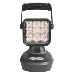 Phare de travail carré 9 Leds - Magnétique - RECHARGEABLE - L 103 x H 201 x Ep base 105 mm