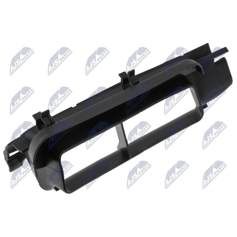 Admission D'air-directionnelle -MOTEURS DIESEL ET ESSENCE - AUDI A3 2013 - 5Q0129621D, 5QA129621C