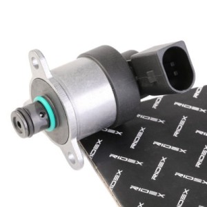 Régulateur, quantité de carburant (système à rampe commune) BMW 13517787186, ,