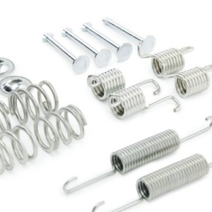 Kit d'accessoires, mâchoires de frein de stationnement TOYOTA 049420F010, 049420F020