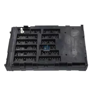 Boîte à fusibles Pour Iveco Daily - 0299 7086 - 0483 8244 - 299 7086 - 2997 086 - 483 8244